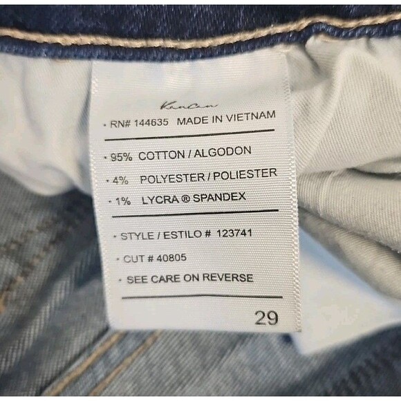 KanCan Estilo Jeans Womens Size 29 #123741 Distressed Crop Dark Wash G1 - Picture 4 of 10